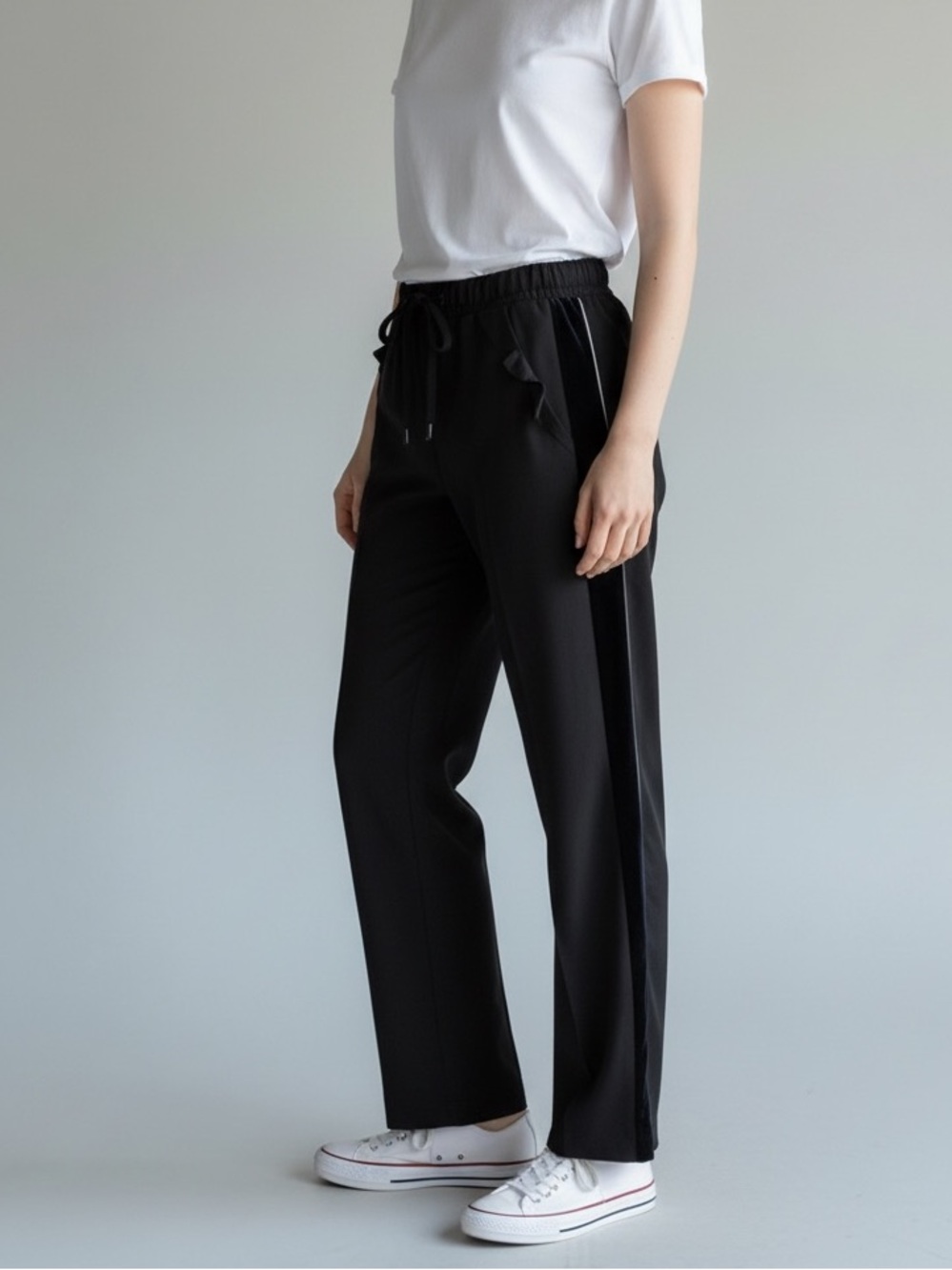 Maje Medium Black Track Pants Wide Leg Joggers Velvet Stripe Drawstring Relaxed
